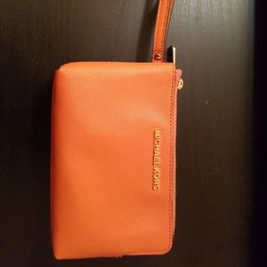 Michael Kors Large Double Gusset Wristlet